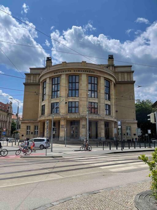 Good Old Times Apartment Братислава Екстер'єр фото